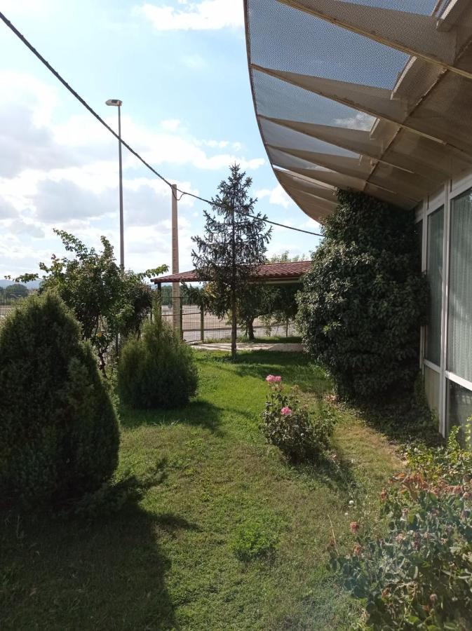 Hostal Brin Monreal del Campo Esterno foto